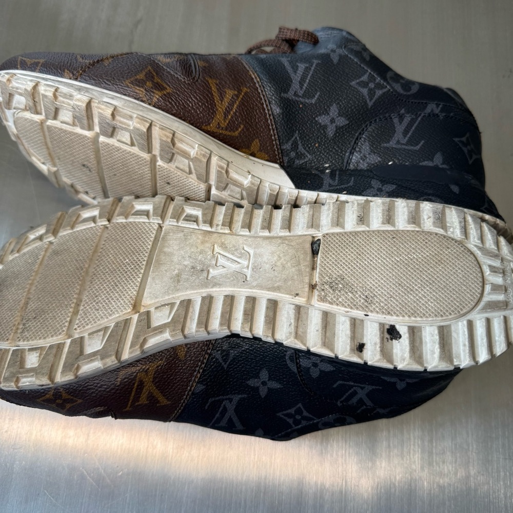 Louis Vuitton Monogram Run Away Sneakers in Tri-Color US 9 - Picture 6 of 7